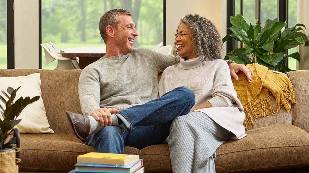 Couple-3-Living-Room-1112202124607_1024x576